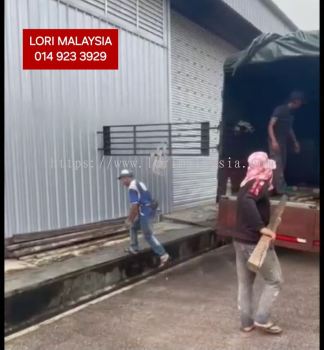 17FT LORRY RENTAL SINGAPORE TO JINJANG