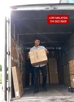 17FT LORRY RENTAL SINGAPORE TO KELANA JAYA