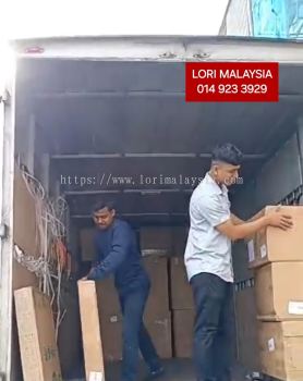 17FT LORRY RENTAL SINGAPORE TO KEMAMAN