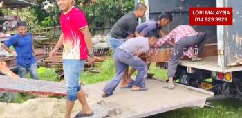 20FT LORRY RENTAL SINGAPORE TO BATANG KALI