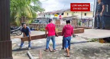 20FT LORRY RENTAL SINGAPORE TO BATU UBAN