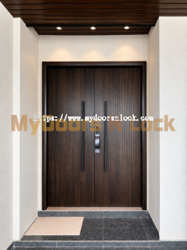 Solid Door Nyatoh 6x8 Wooden Door with Dark Colour Shellac, 1200mm Pull Handle & SK20 Pro Digital Lock