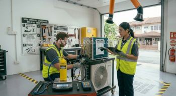 R290 charging and handling procedures