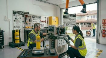 R290 safe handling of flammable refrigerants