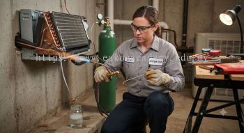 HVAC brazing split system refrigeration lines