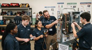 Hands-on refrigeration installation training