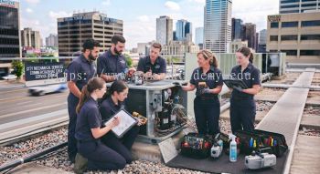 Commercial HVAC equipment servicing course