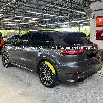 Porsche Cayenne - 8