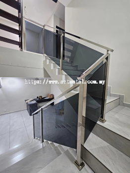 Stainless Steel Staircase Railing