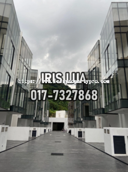 Empire Residence @4 Storey Terrace House Bank Lelong/Auction