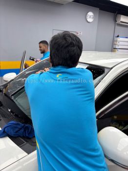 Tinted Rahmah Mampu Milik Seksyen 9 Shah Alam