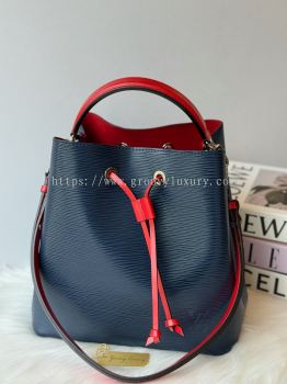 Preloved Excellent LVHandbag Shoulder Bag Epi NeoNoe Leather Navy Red S260505-04