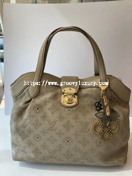 Preloved Good Condition LV Cirrus PM Hobo Bag with signs of usage SBO26015-03