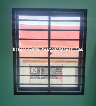 Mild Steel Window Grille at Skudai