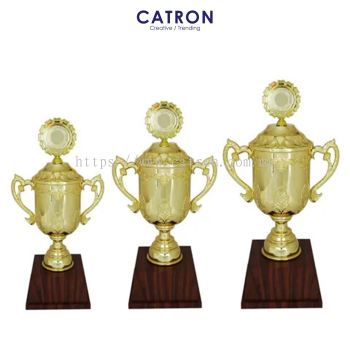 T4006 - PLASTIC TROPHY