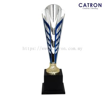 T4017 - PLASTIC TROPHY