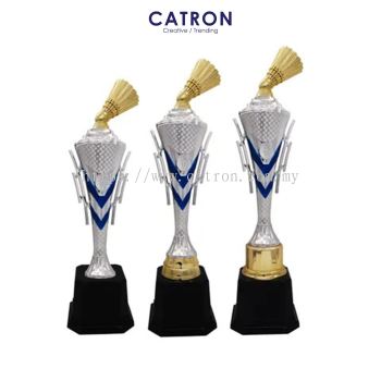 T4217 - PLASTIC TROPHY