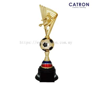 T4221 - PLASTIC TROPHY