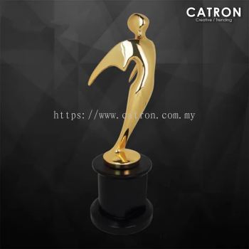 9151 - SCULPTURE TROPHY