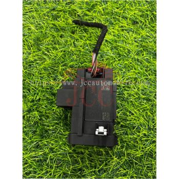 AUDI Q5 8R 2010 IGNITION STARTER SWITCH (8K0909131D) JAPAN USED[2E-4D-C777]