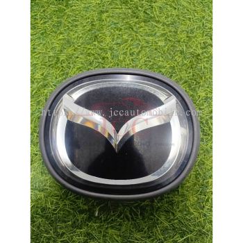MAZDA 6 ATENZA GJEFP FRONT LOGO EMBLEM [2E-4A-D2481]