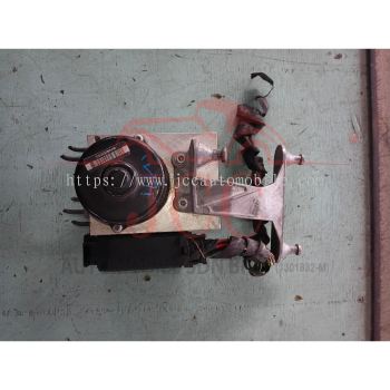 MERCEDES BENZ SLK280 W171 2007 3.0(M272.942)ABS PUMP D 1 3 H561 ( A 035 545 81 32 ))