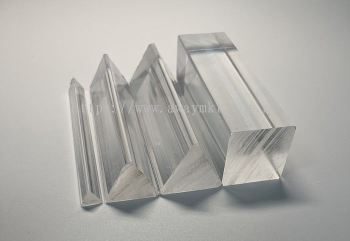ACRYLIC TRIANGLE BAR