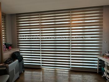 Zebra blind
