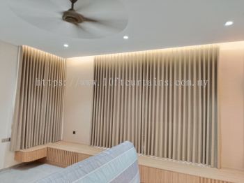 L-Shape Singapore Pleat Curtain With Pelmet And LED For Wall Window At Landed Kajang