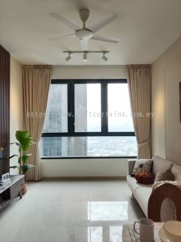 Akemiuchi Colour Prism Wall-to-Wall Memory Shaped Curtain For Airbnb Unit At BeCentral I-City