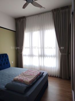 Full Height Wall-to-Wall Singapore Pleat Double Layer Curtain For Bedroom At 2 Rio Residence Puchong
