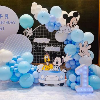 Baby Mickey Signature Balloon