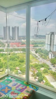 NEAR LRT FREEHOLD Desa Impiana Condominium Puchong Selangor FOR SALE