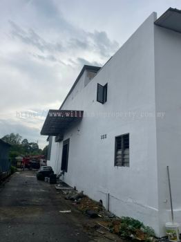 Johor Jaya Bakawali Factory   1.5 Storey End Lot Factory for Sale / Rent