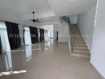 Opal @ Mutiara Mas   3-Storey Semi-D Corner House for Sale