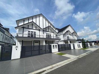 Eco Spring Elford ˫�����ű���������¥����ͷ��λ���ۣ���ɽ Johor Bahru