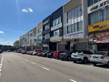 Jalan Pendekar 18 Tun Aminah  Three Storey Shoplot For Sale/For Rent