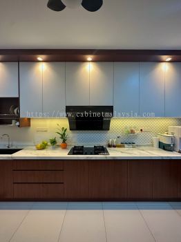 Custom Kitchen Cabinet and Island Bar Table at Putrajaya