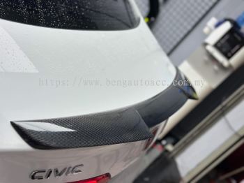 M4 DESIGN CARBON SPOILER