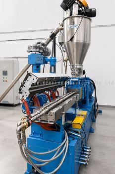 Twin Screw Extruder