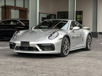 Unregistered 2021 Porsche 911 Carrera 4S