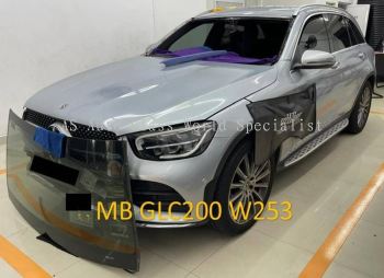 Mercedes Benz