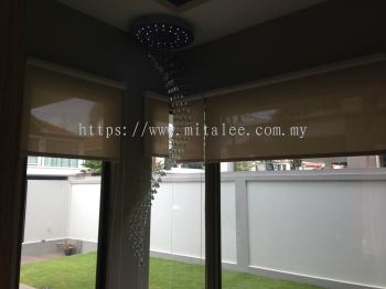 ROLLER BLIND (PERFORATED) 