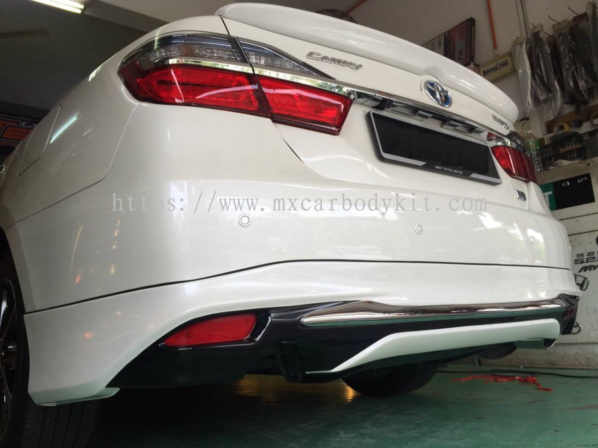 Johor TOYOTA CAMRY 2015 MODELLISTA BODY KIT + SPOILER 