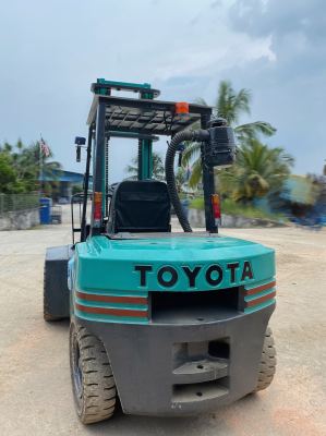 TOYOTA FORKLIFT4