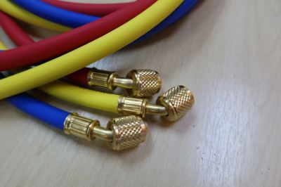 VALUE VMG-2-R32B (ROBUST) (R22/R134A/R410A/R32) 2-WAY MANIFOLD GAUGE C/W 5FT (R/Y/B) HOSES