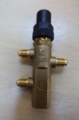 CASTEL 6020/222 (1/4" SAE X 1/4" SAE X 1/4" SAE) THREE WAYS HERMETIC VALVE