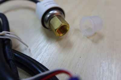 DAIKIN (APPLIED) P-ACS17SK041-1 AUTO LOW PRESSURE SENSOR (YCQB01L403) (ZUW200BS5YV)